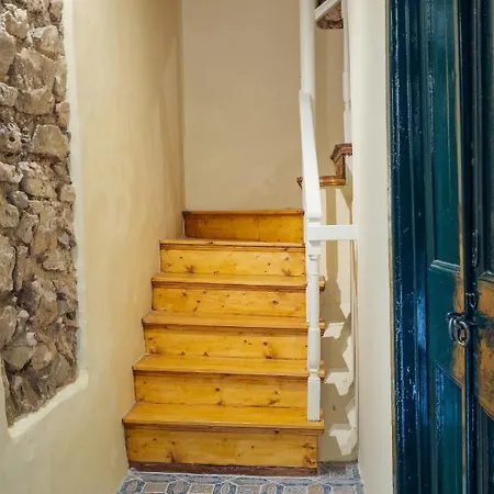 Апартаменты Corfu Old Town Apartment, Marina Nymfes *